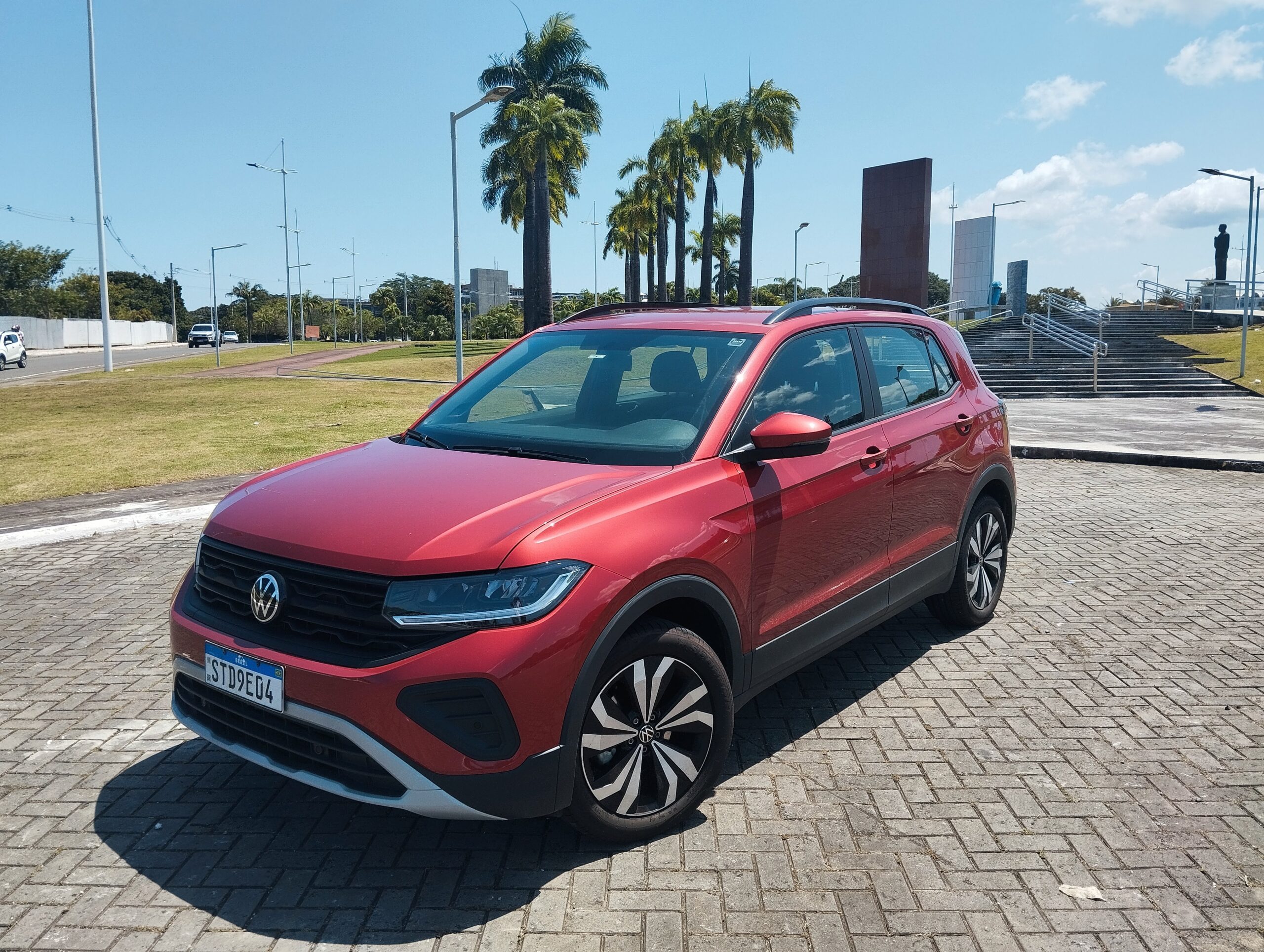 VW T-Cross surpreende e ganha carimbo de carro seguro