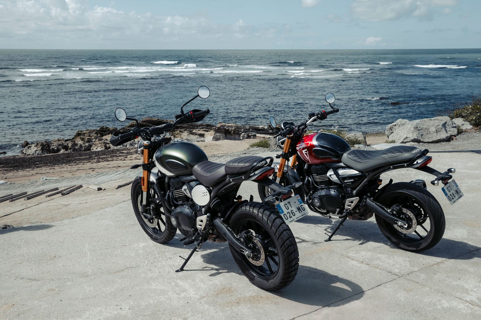 Triumph segura o preço da linha T-Series de 400cc