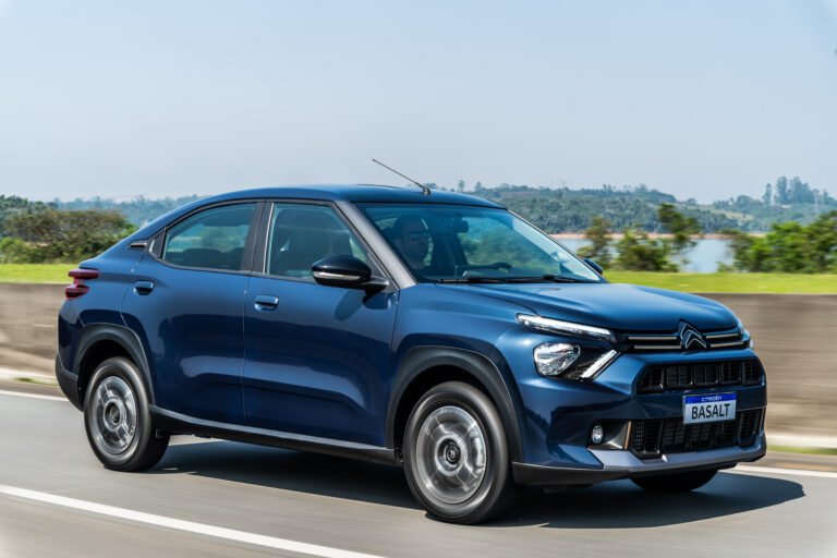 Citroën Basalt é SUV-cupê com porta-malas de 490 litros