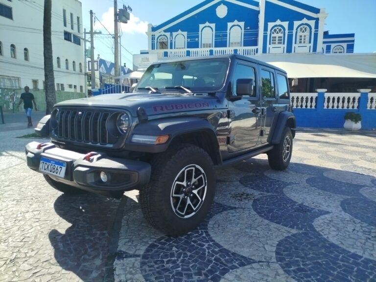 Wrangler é um autêntico 4×4 com pegada tecnológica