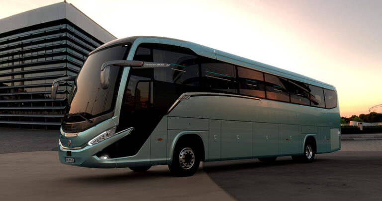 Marcopolo volta ao mercado europeu com Paradiso G8 1200